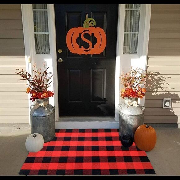 Appx 3’ X 5’ Buffalo plaid (farmhouse style) red and black rug excellent quality - Picture 8 of 9
